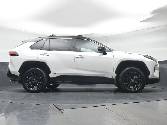 Certified 2025 Toyota RAV4 XSE w/ Weather Package AWD/4WD image 37