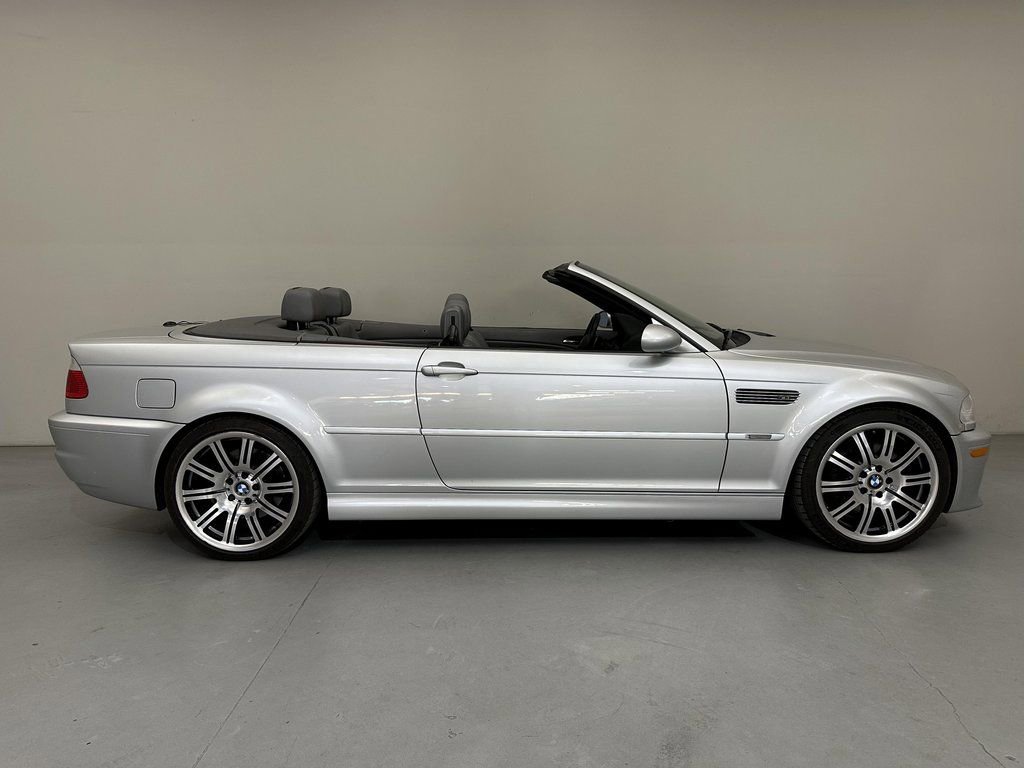 Used 2005 BMW M3 Convertible image 9