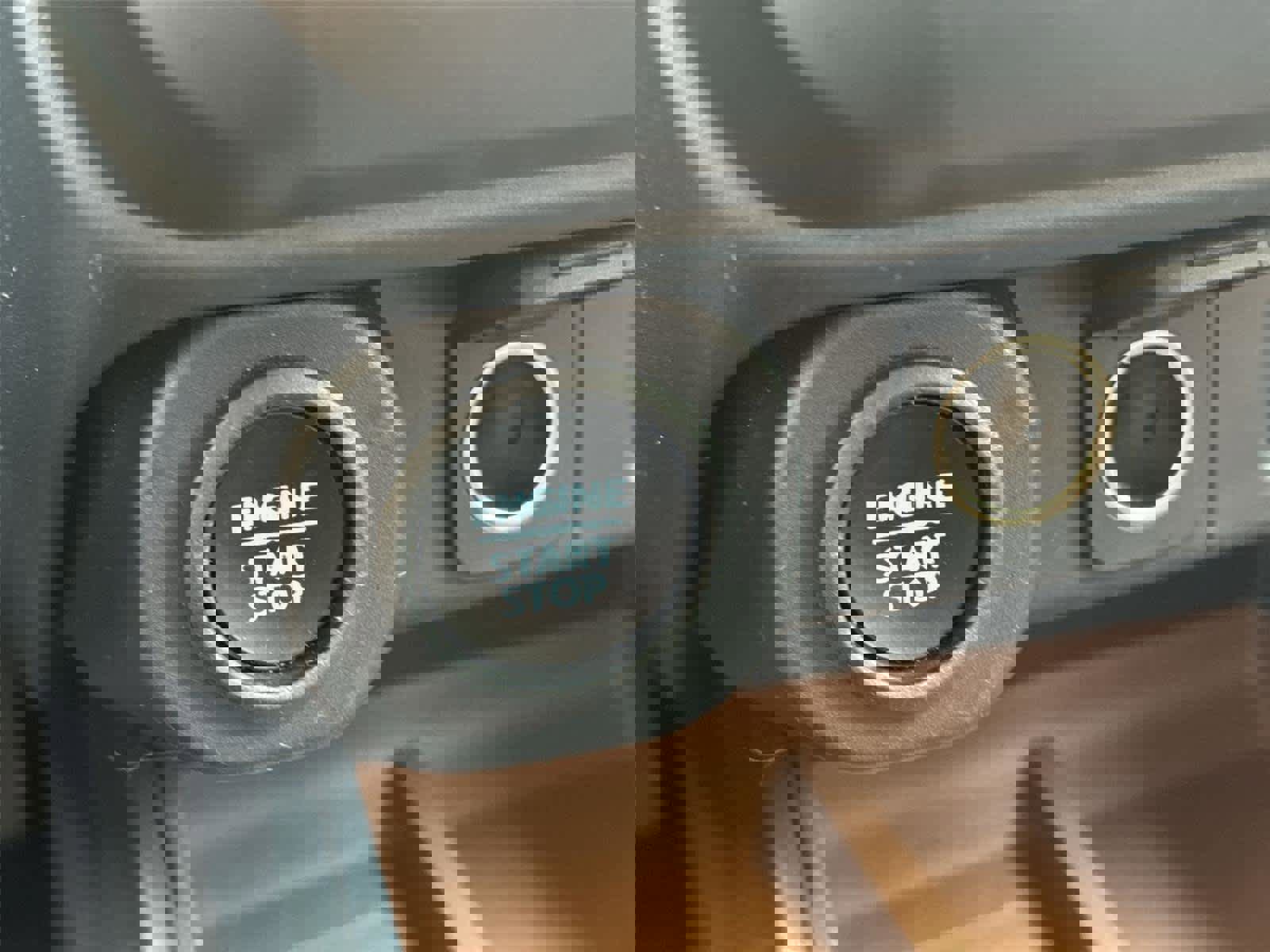 Used 2023 Ford Maverick Lariat w/ Lariat Luxury Package image 28