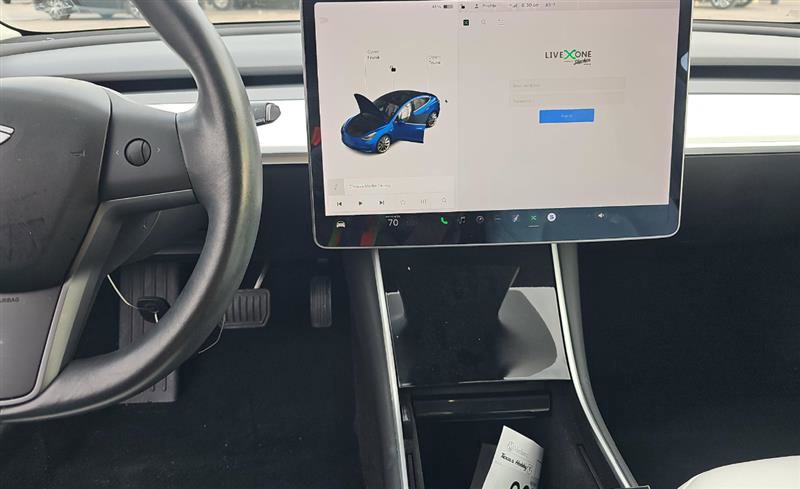 Used 2018 Tesla Model 3 Long Range image 6