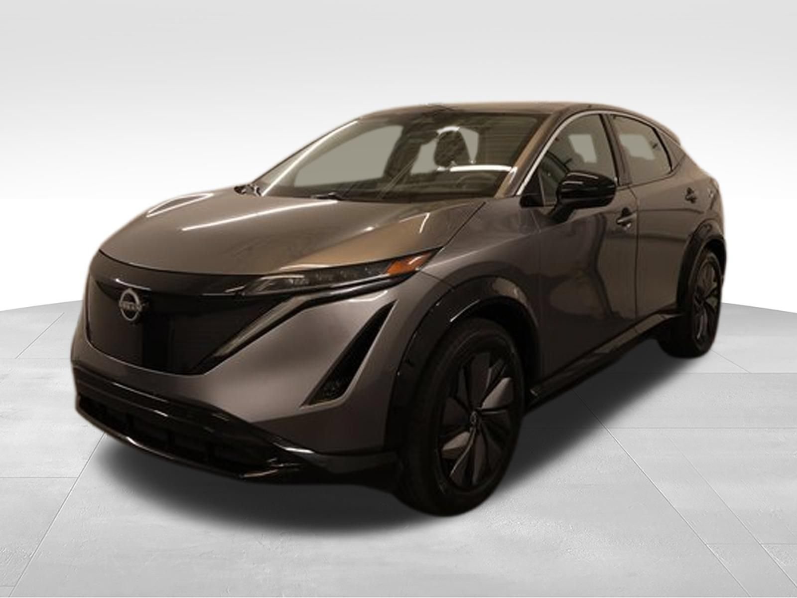 Used 2023 Nissan Ariya FWD image 5