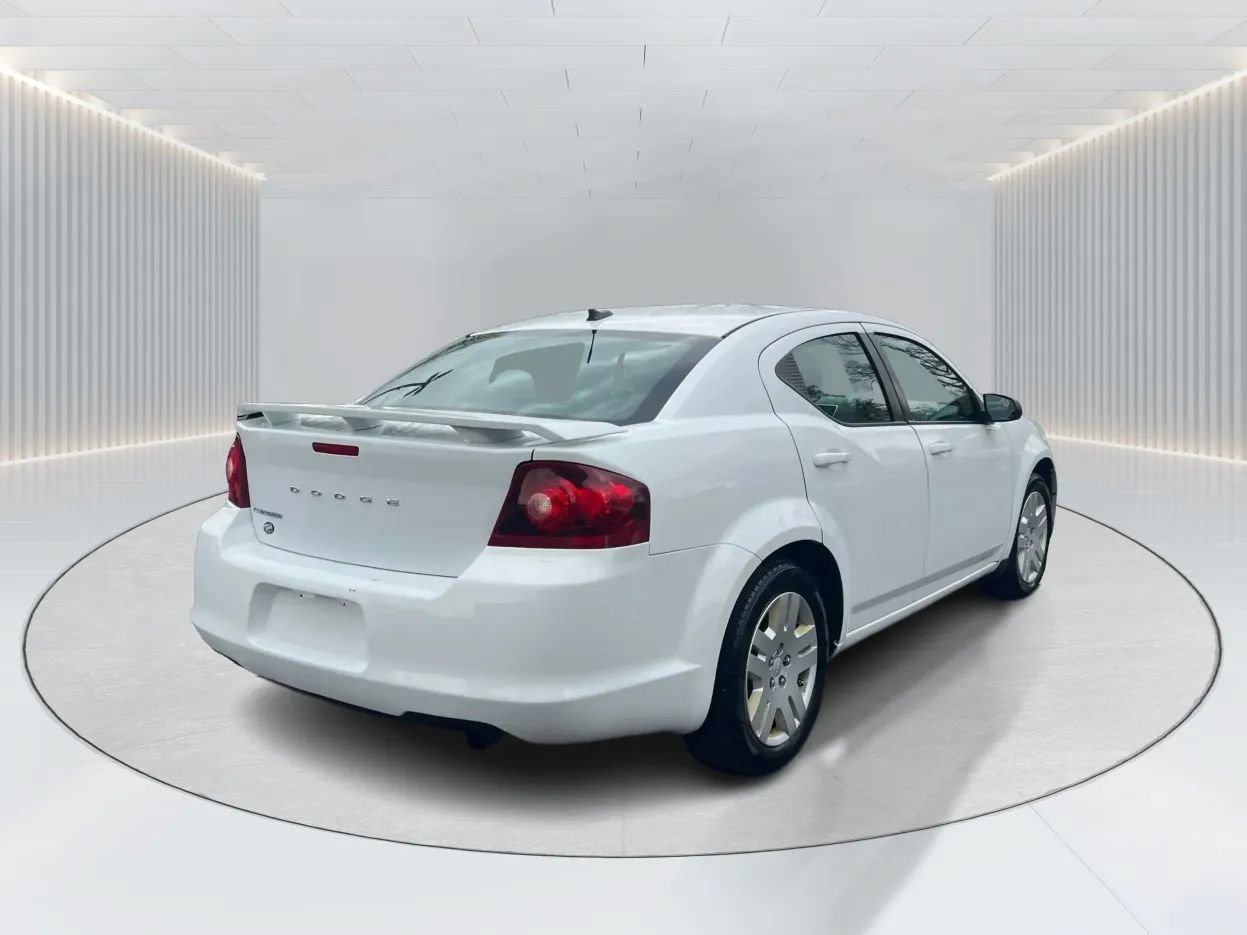 Used 2014 Dodge Avenger SE FWD image 4