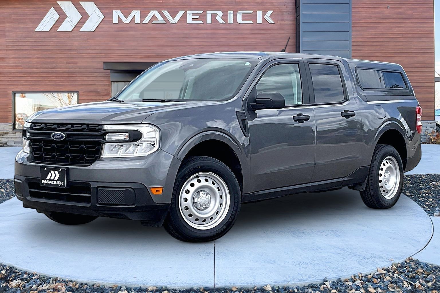 Used 2023 Ford Maverick XL FWD image 3