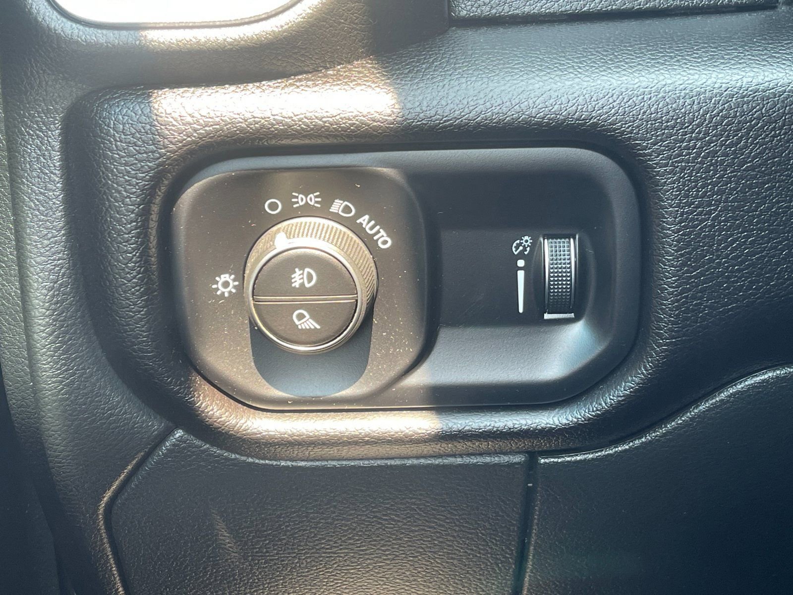 Used 2024 RAM 3500 Big Horn w/ Night Edition image 30