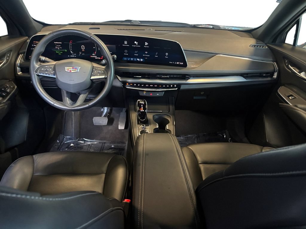 Used 2024 Cadillac XT4 Premium Luxury AWD/4WD image 10