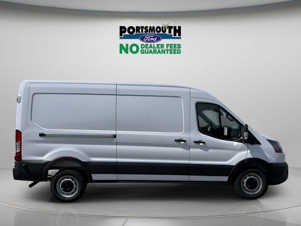 New 2026 Ford Transit 250 148 Medium Roof w/ Load Area Protection Package RWD image 6