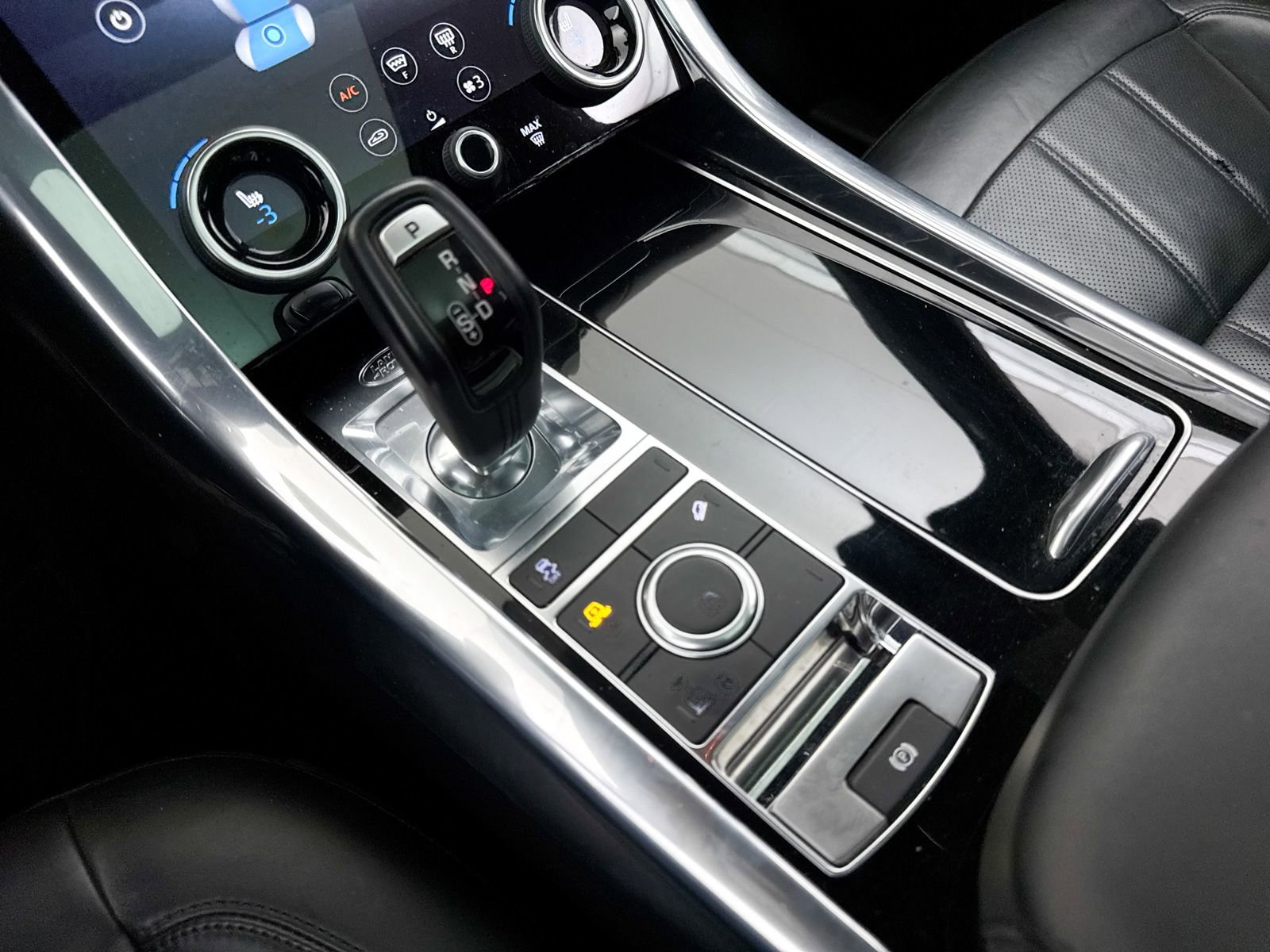 Used 2019 Land Rover Range Rover Sport HSE image 29