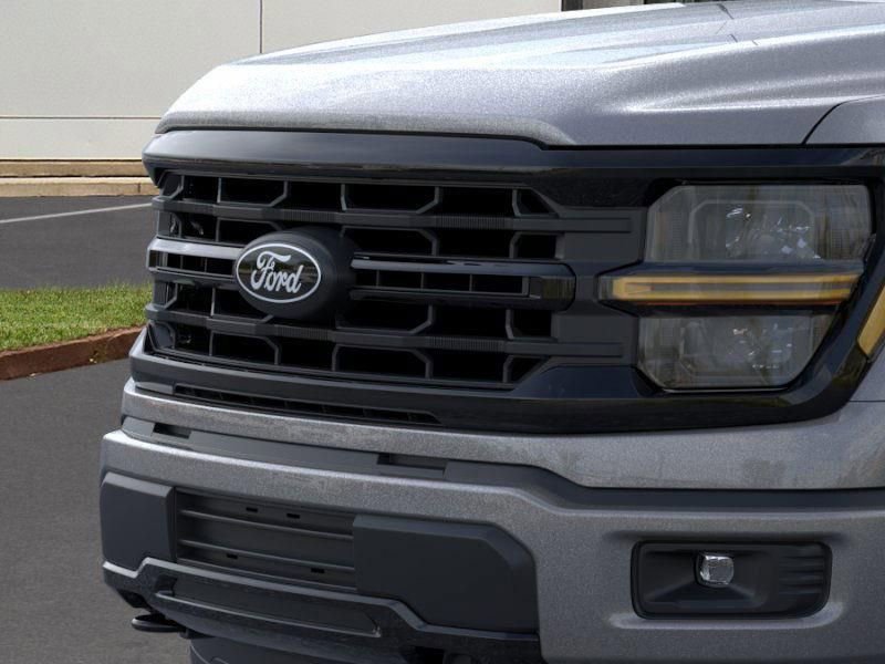 New 2026 Ford F150 XLT w/ XLT Black Appearance Package AWD/4WD image 17