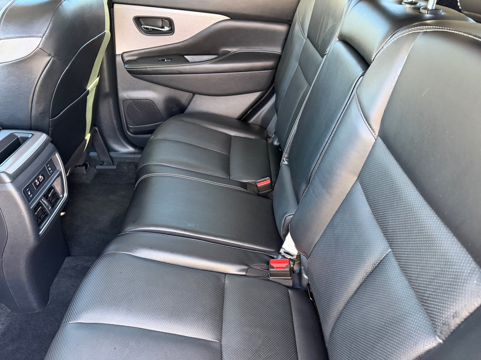 Used 2023 Nissan Murano SL w/ SL Moonroof Package AWD/4WD image 14