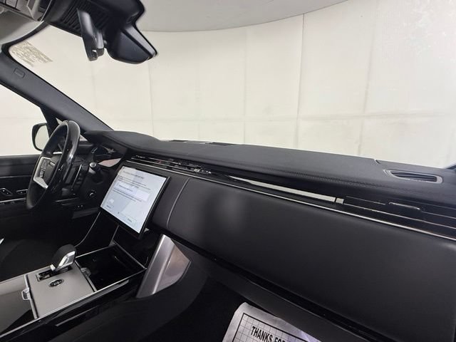 Used 2025 Land Rover Range Rover SE AWD/4WD image 27
