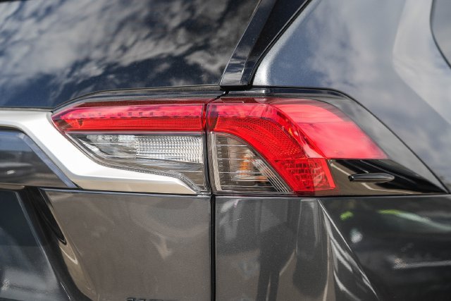 Used 2024 Toyota RAV4 XSE w/ Weather Package AWD/4WD image 10
