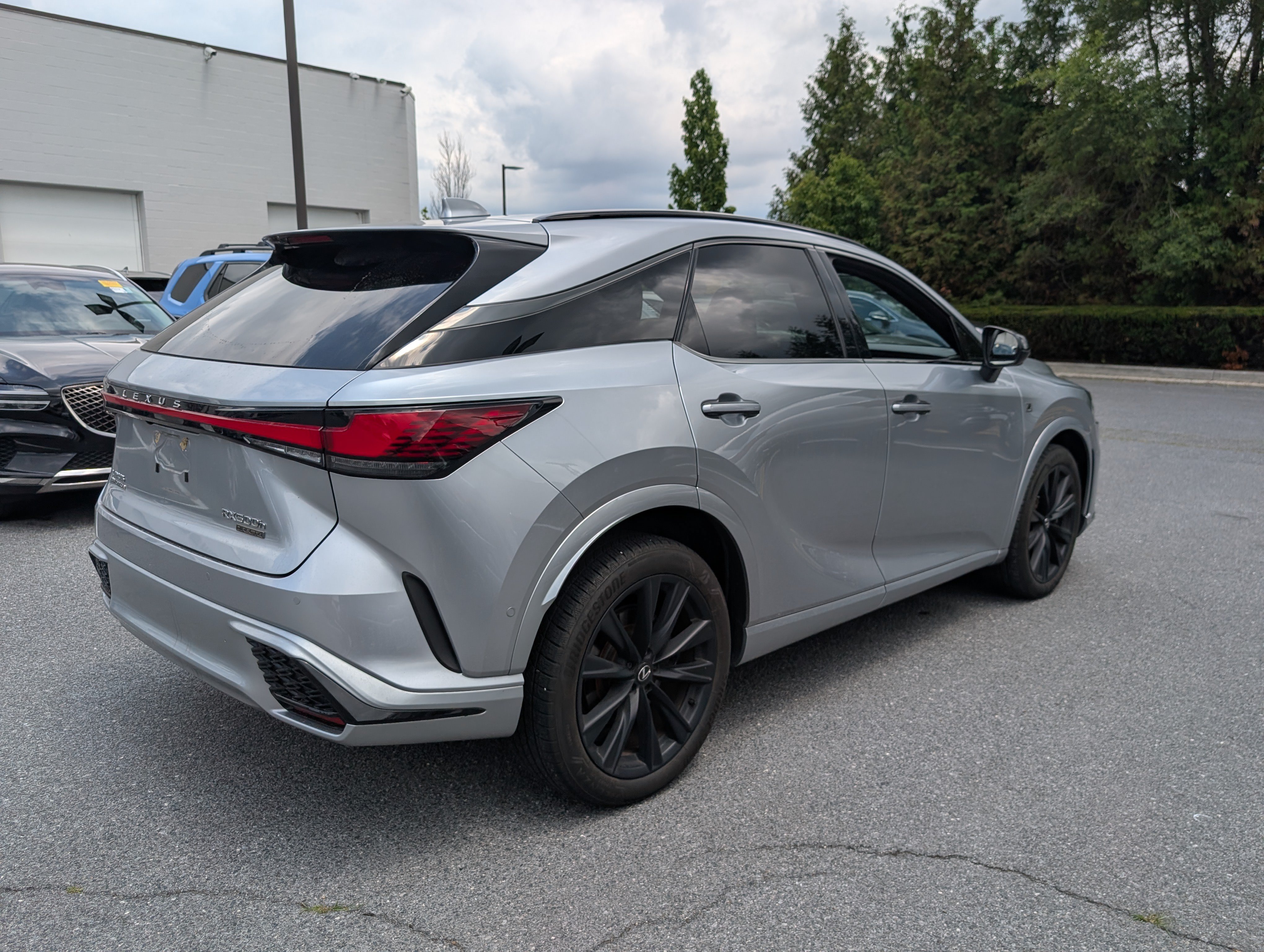 Certified 2023 Lexus RX 500h F Sport w/ Accessory Package (Z1) AWD/4WD image 3