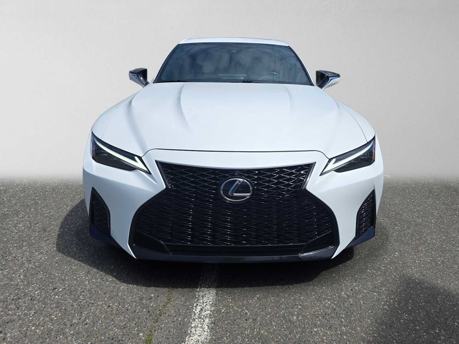Used 2023 Lexus IS 500 RWD image 8