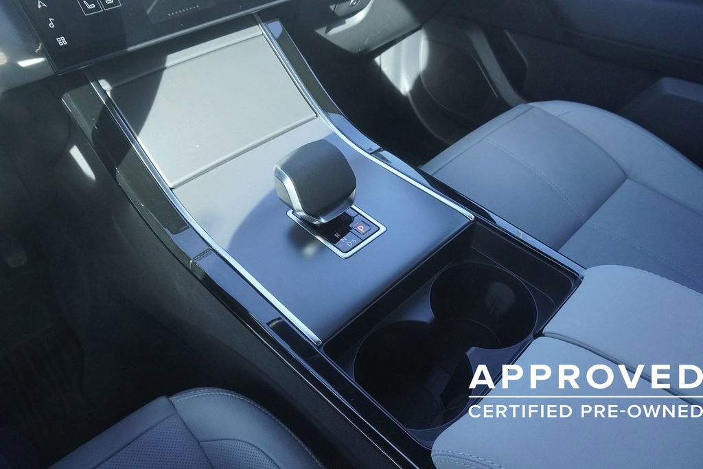 Used 2026 Land Rover Range Rover Velar S image 14