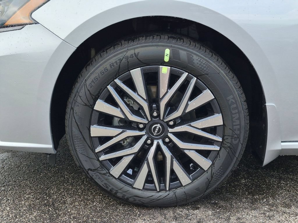 New 2026 Nissan Altima 2.5 SV AWD/4WD image 13