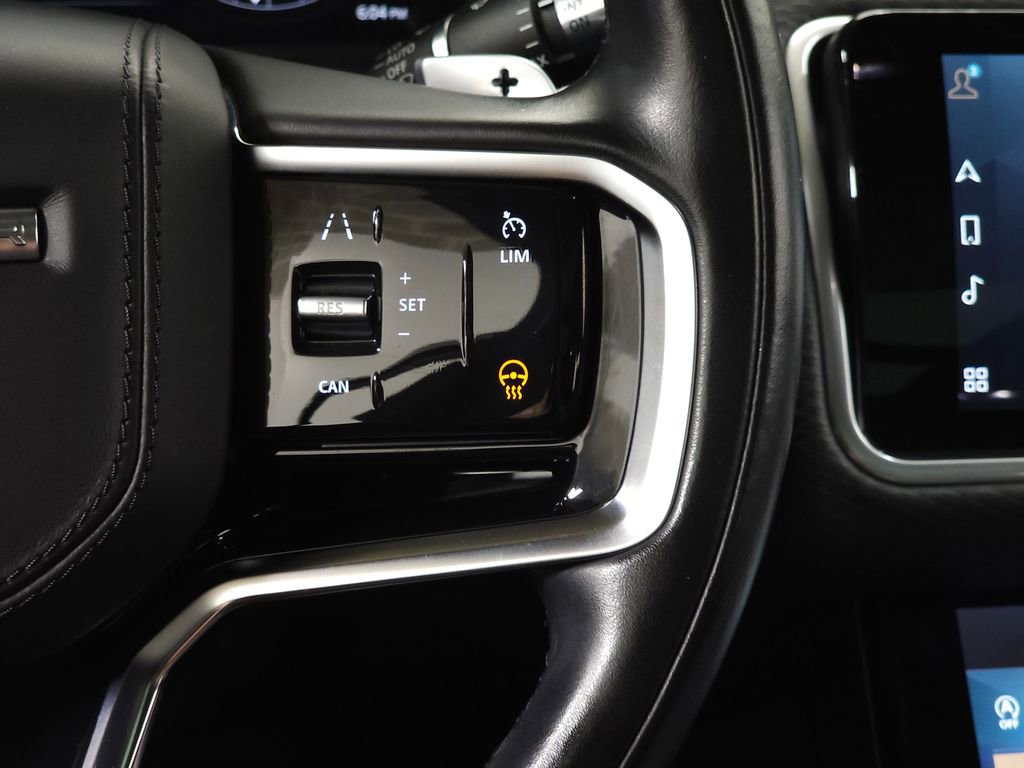 Certified 2021 Land Rover Range Rover Velar R-Dynamic S AWD/4WD image 21