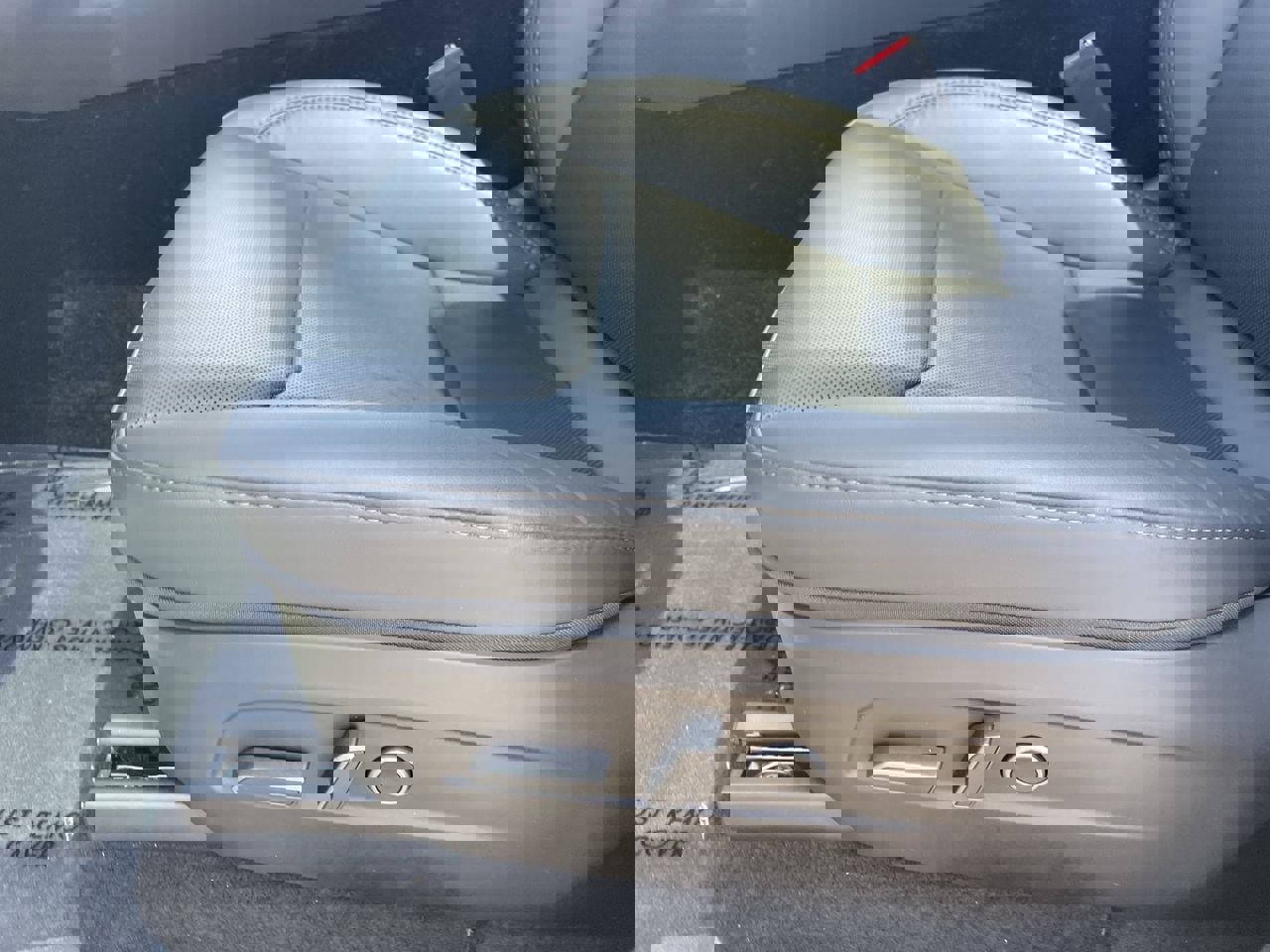 Used 2026 Tesla Model Y 2WD image 23