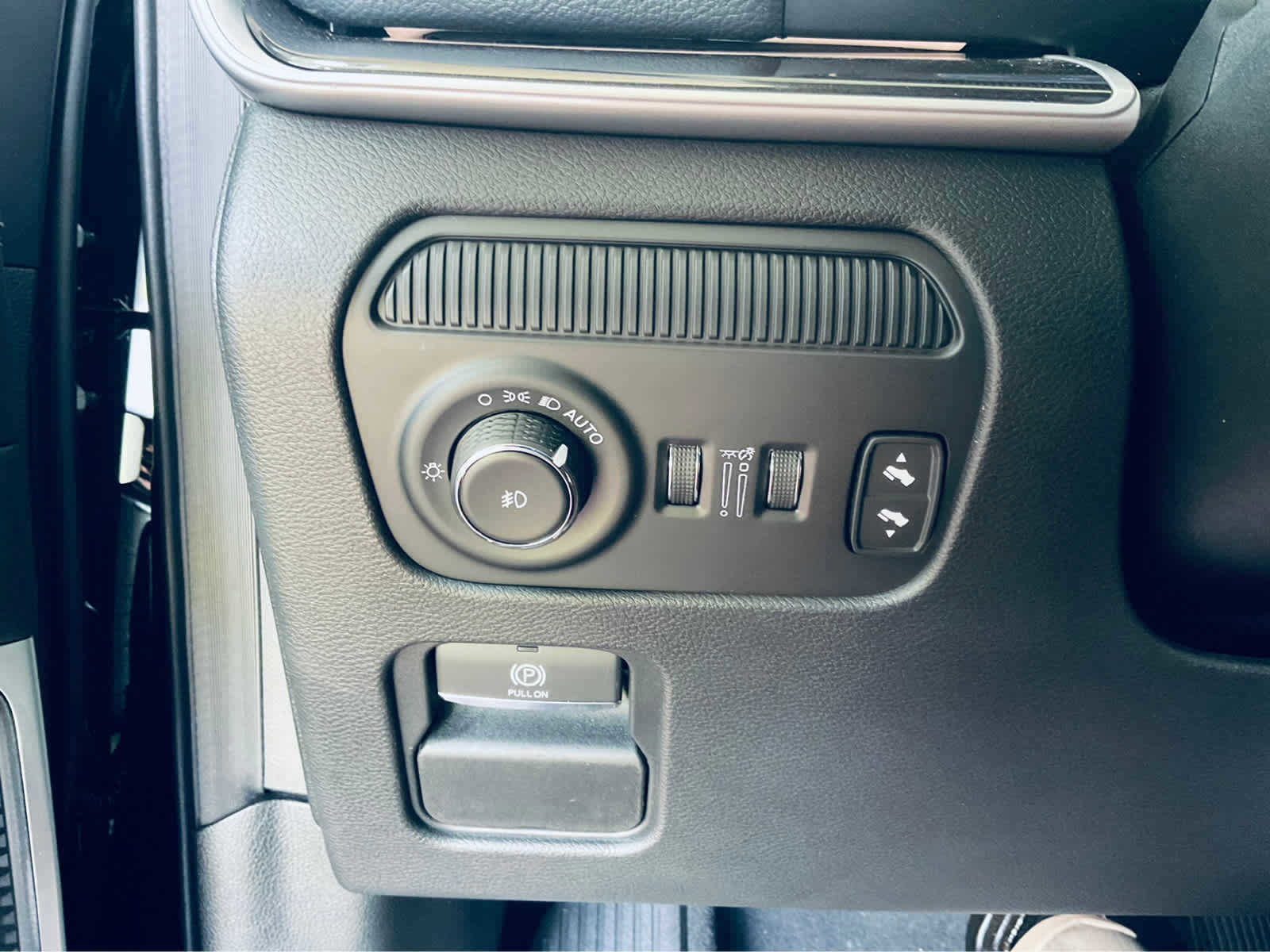 New 2024 Jeep Wagoneer 4WD w/ Convenience Group I image 45