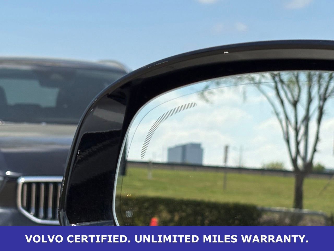 Certified 2023 Volvo XC60 B5 Plus w/ Climate Package image 12