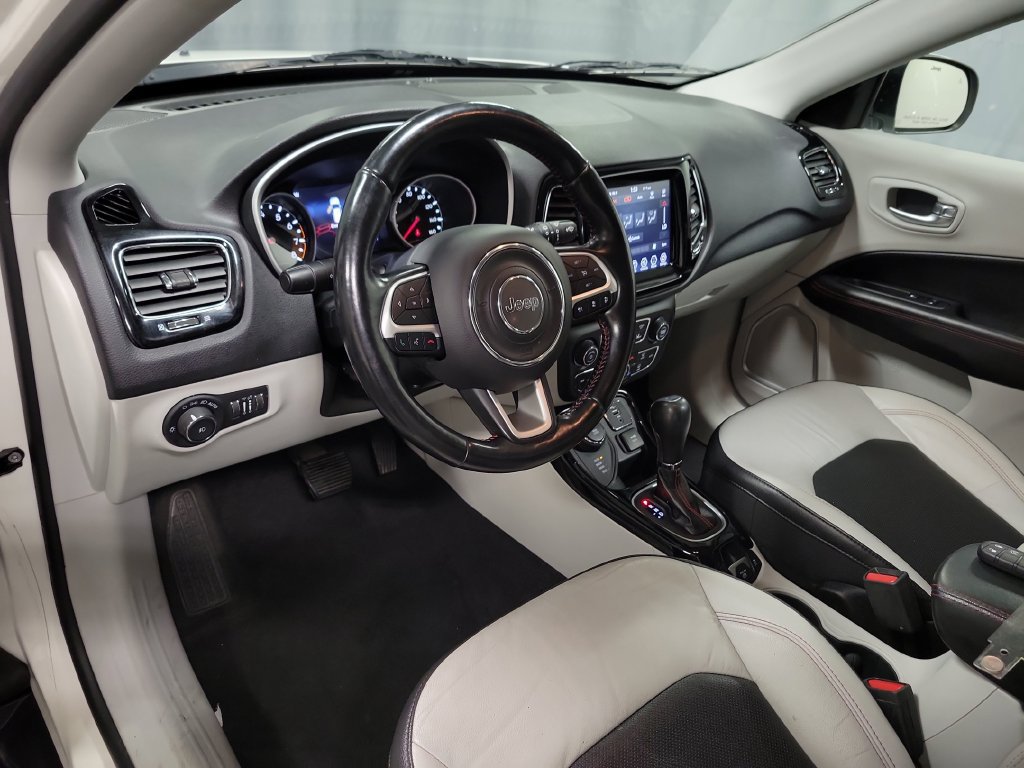 Used 2021 Jeep Compass Limited AWD/4WD image 16