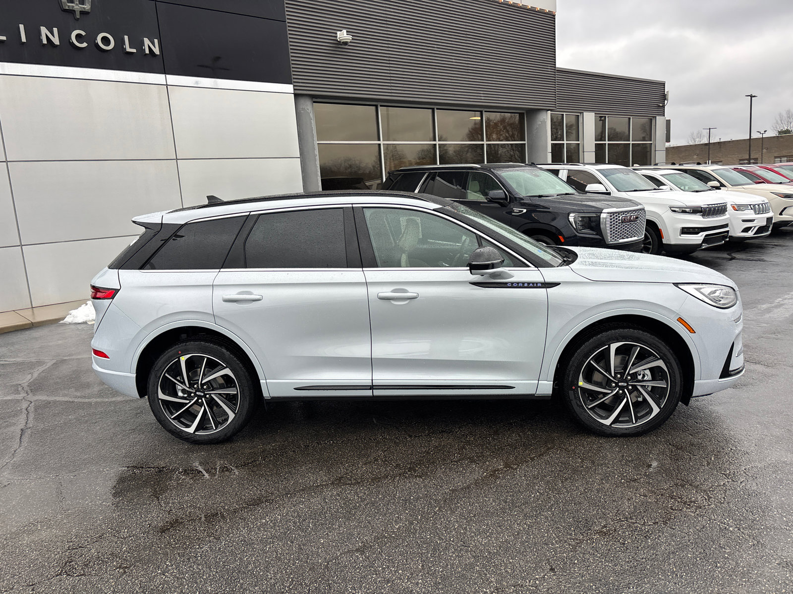 New 2026 Lincoln Corsair Grand Touring image 8