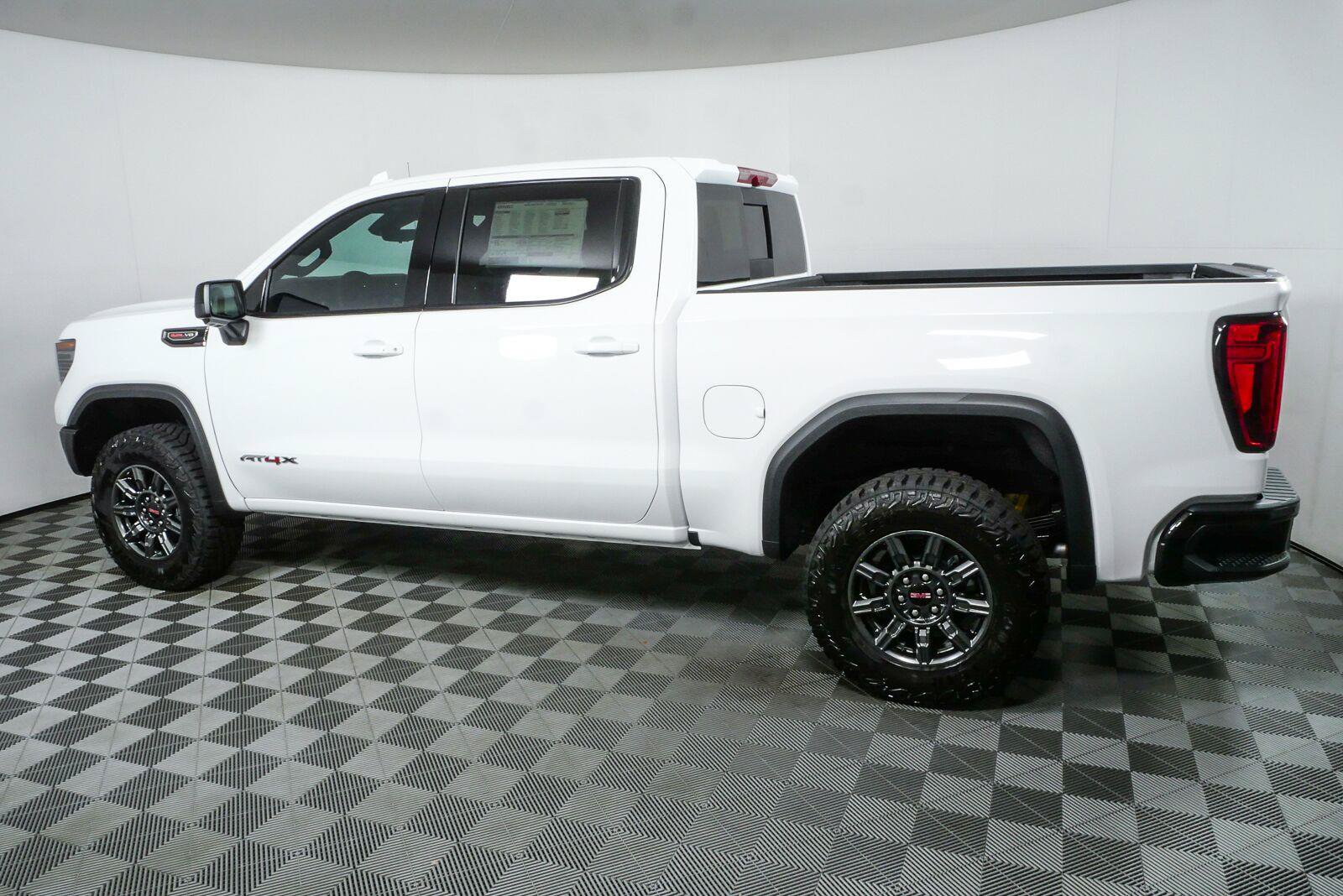 New 2026 GMC Sierra 1500 AT4X AWD/4WD image 31