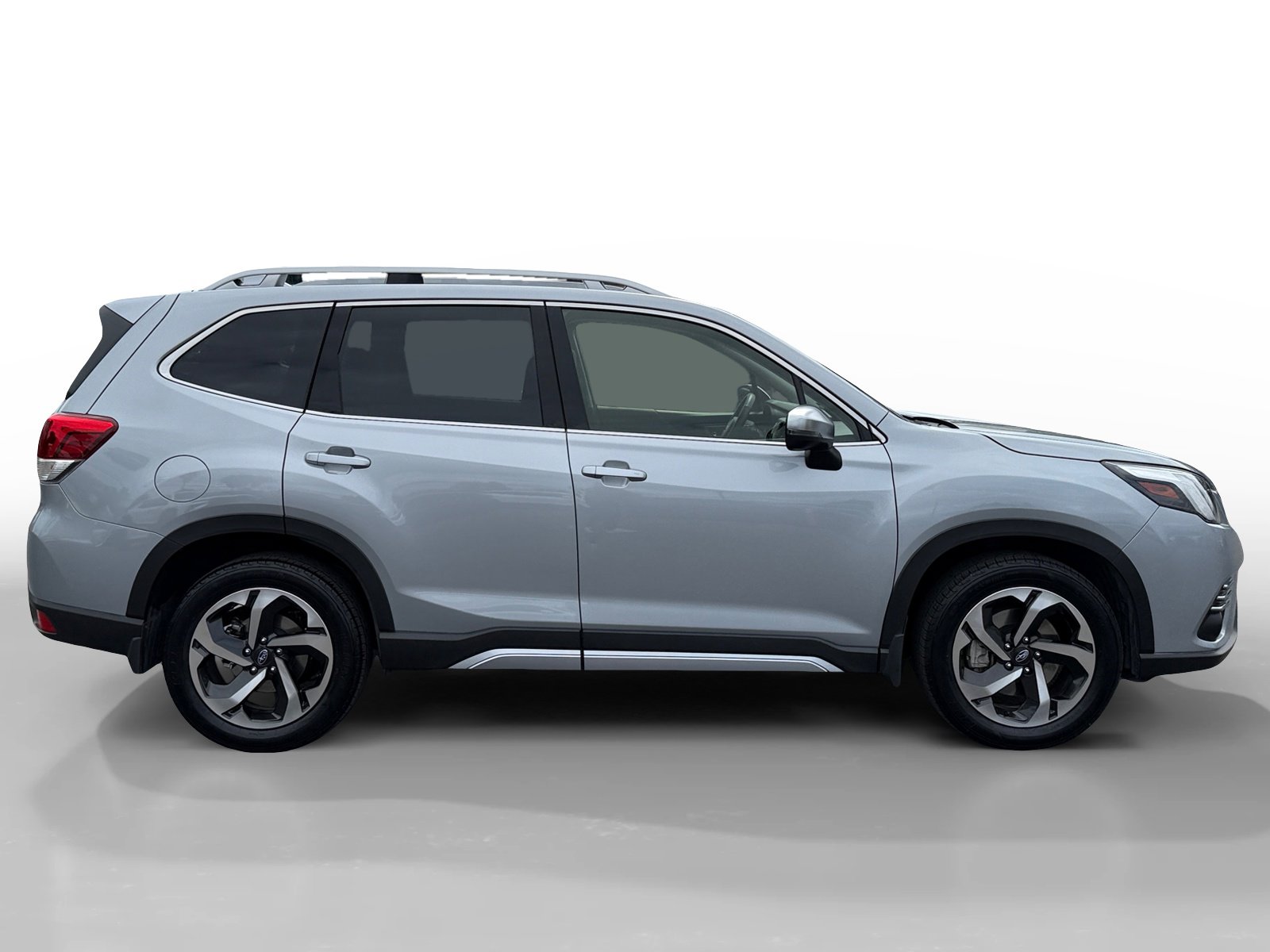 Used 2022 Subaru Forester Touring w/ Popular Package #2 AWD/4WD image 6