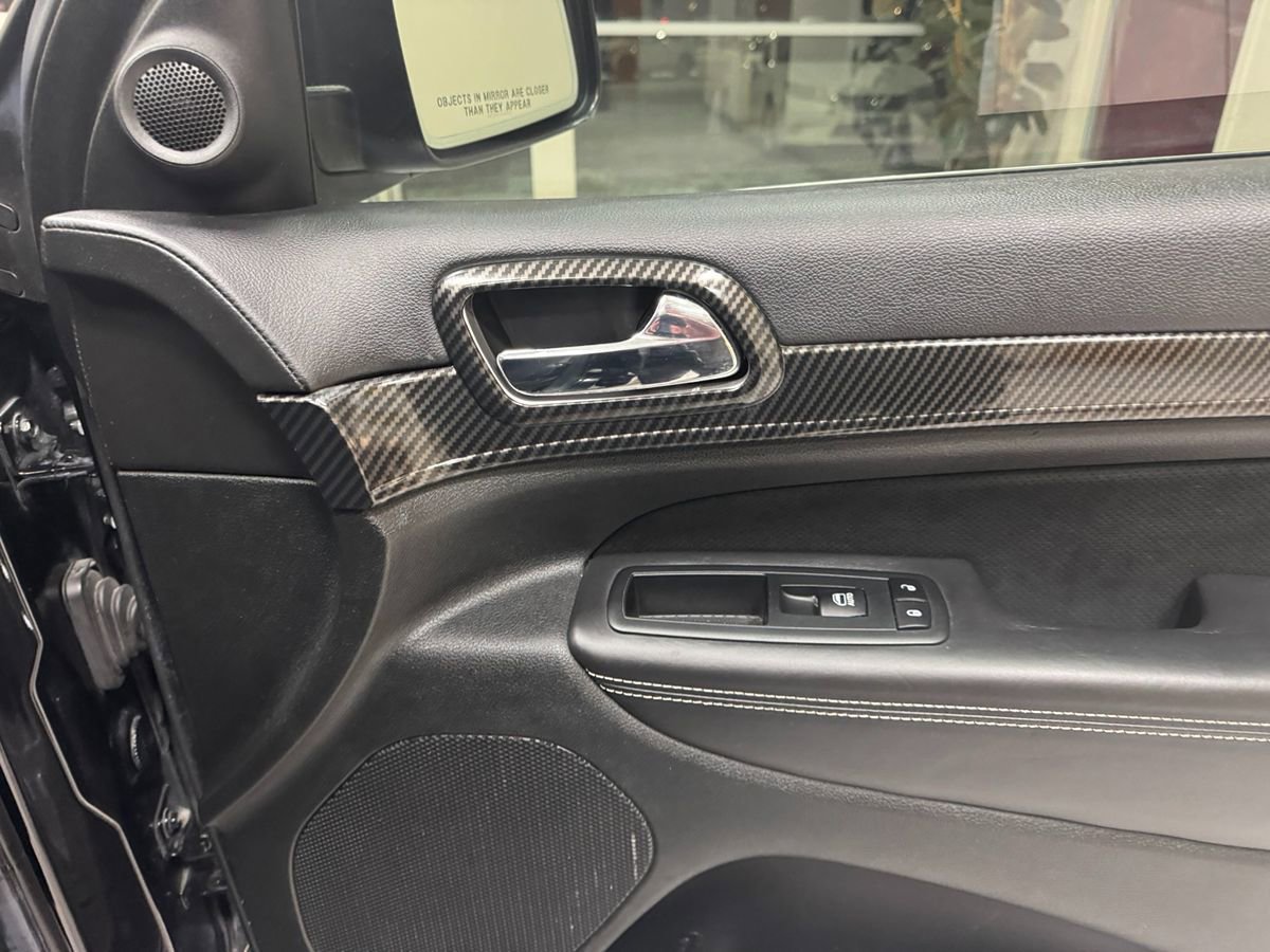 Used 2014 Jeep Grand Cherokee SRT AWD/4WD image 15