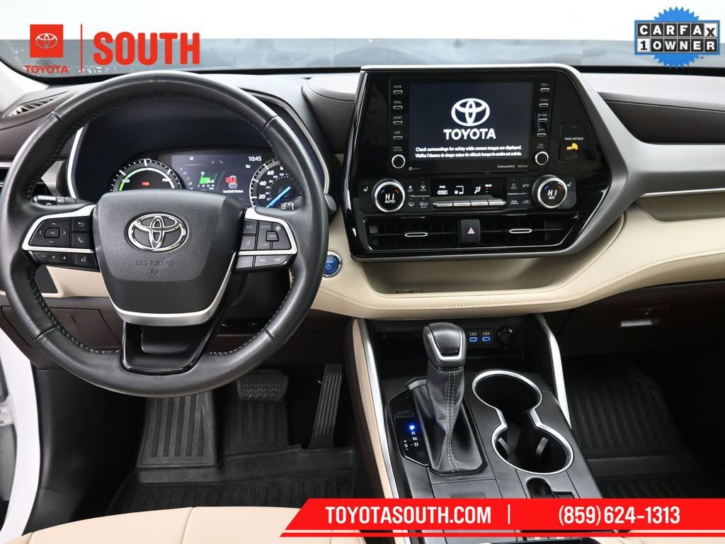 Used 2022 Toyota Highlander XLE image 11
