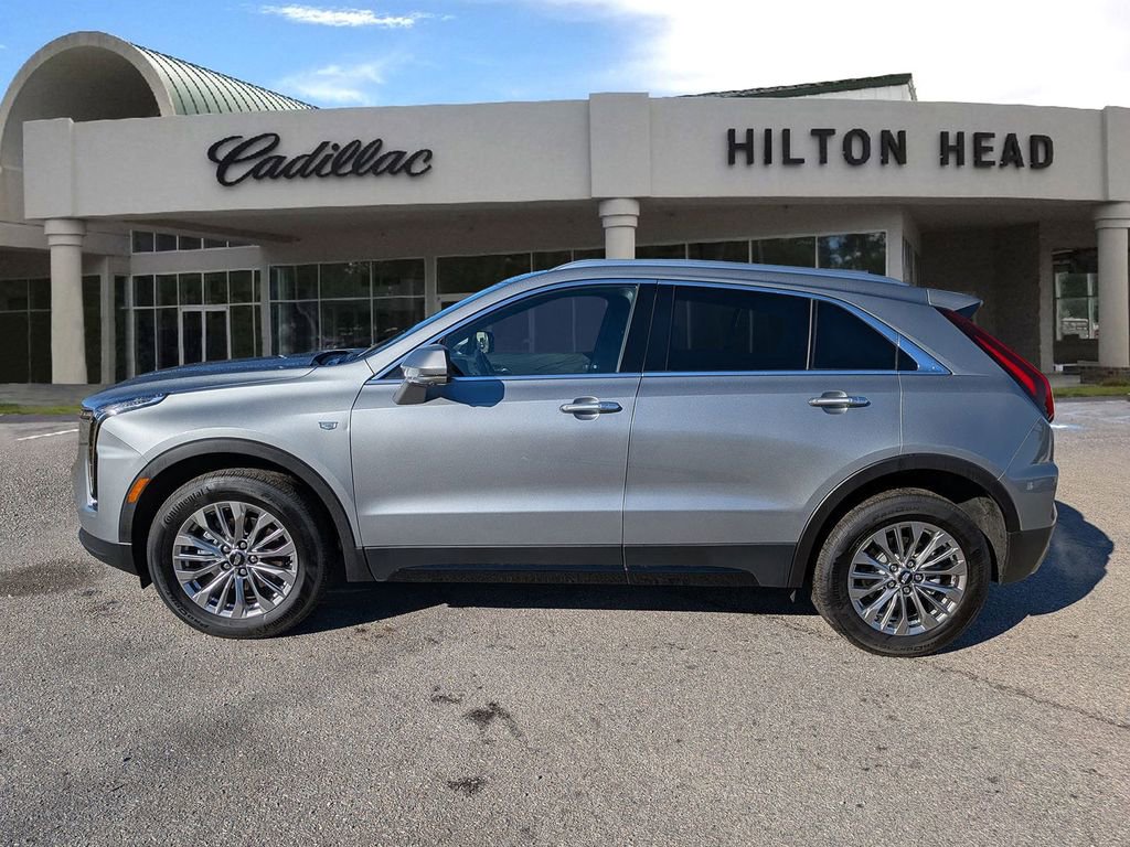Certified 2025 Cadillac XT4 Premium Luxury image 3