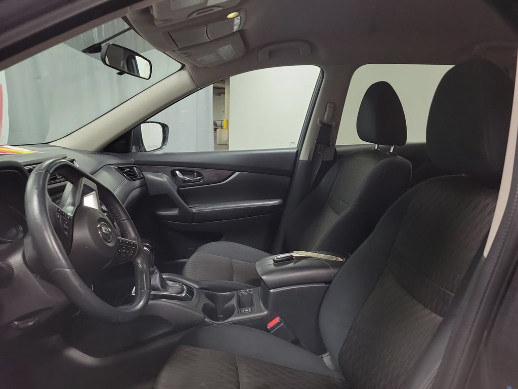 Used 2018 Nissan Rogue SV w/ Premium Package AWD/4WD image 13