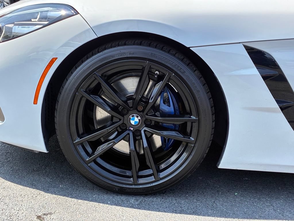 Used 2020 BMW Z4 M40i w/ Executive Package RWD image 51