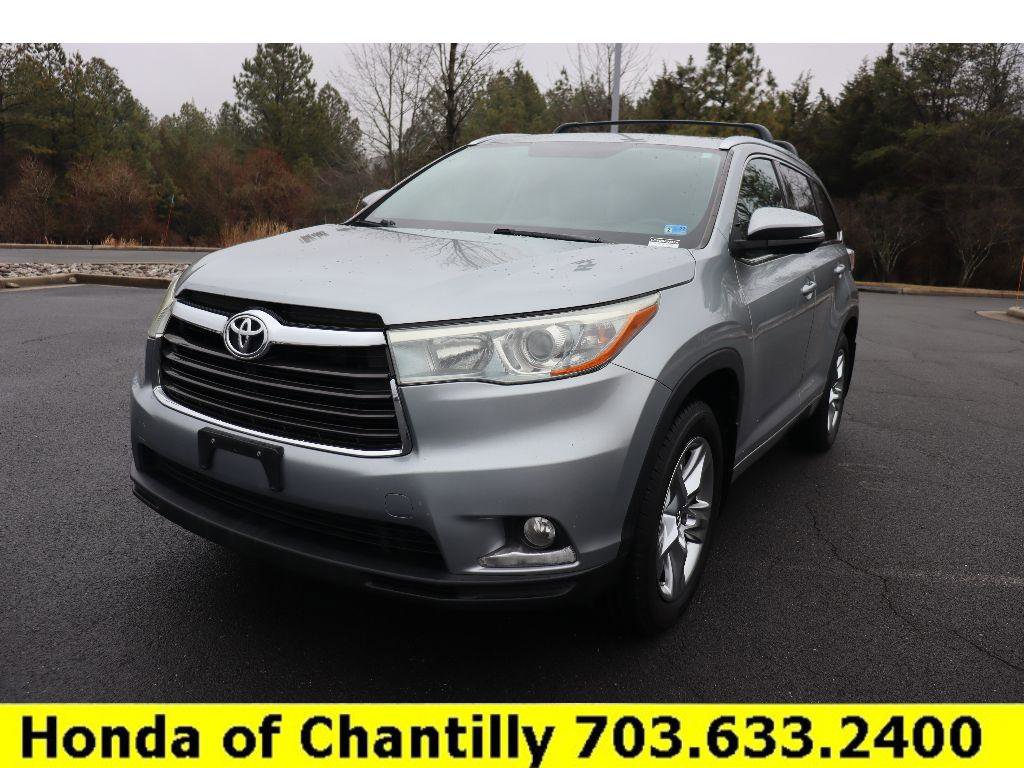 Used 2016 Toyota Highlander Limited image 3