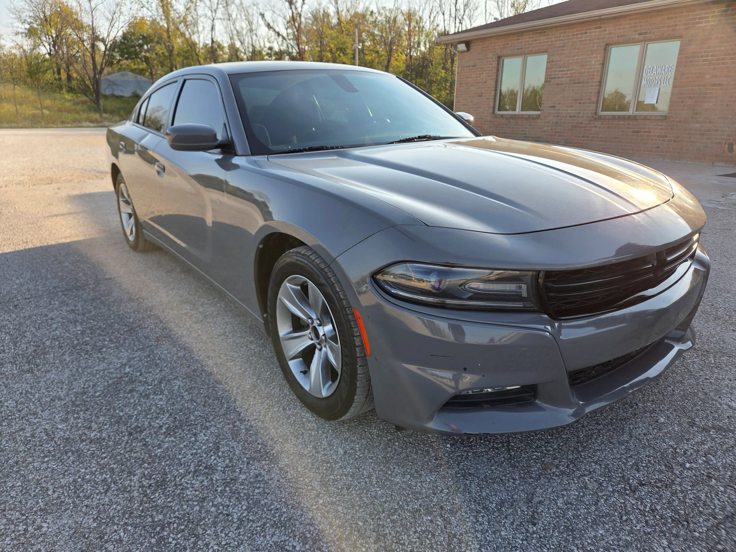 Used 2018 Dodge Charger SXT Plus image 3