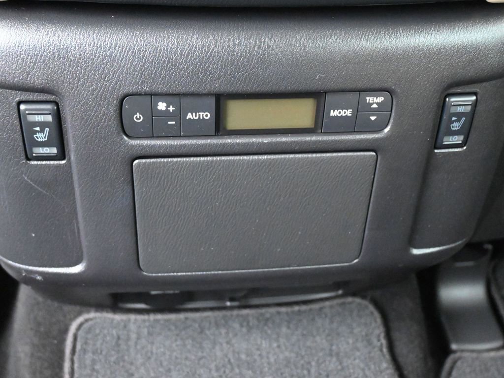 Used 2024 Nissan Armada Platinum w/ Captain's Chairs Package image 20