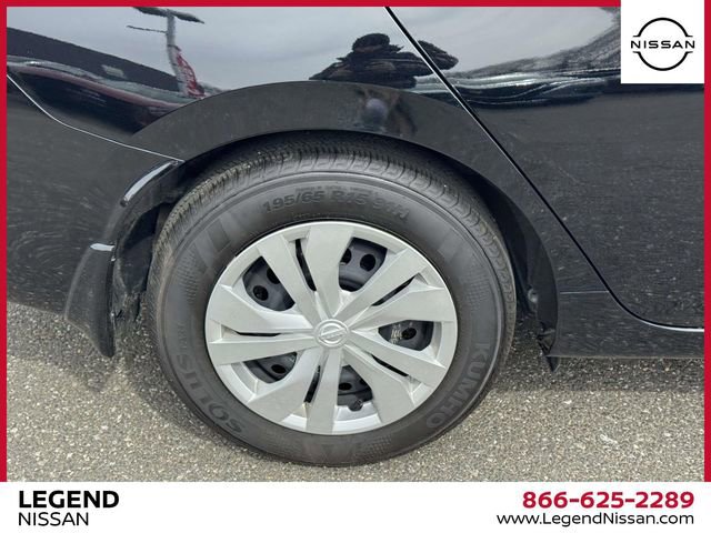 Used 2024 Nissan Versa S w/ Electronics Package image 10