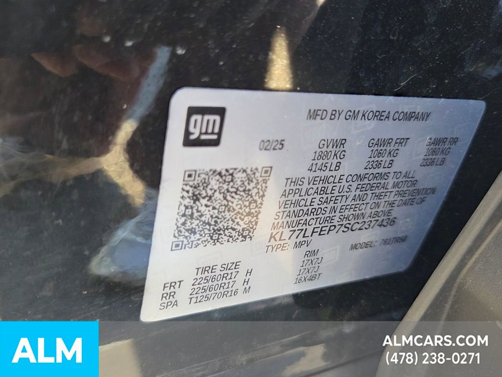 Used 2025 Chevrolet Trax LS image 12