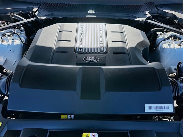 Used 2019 Land Rover Range Rover HSE image 32