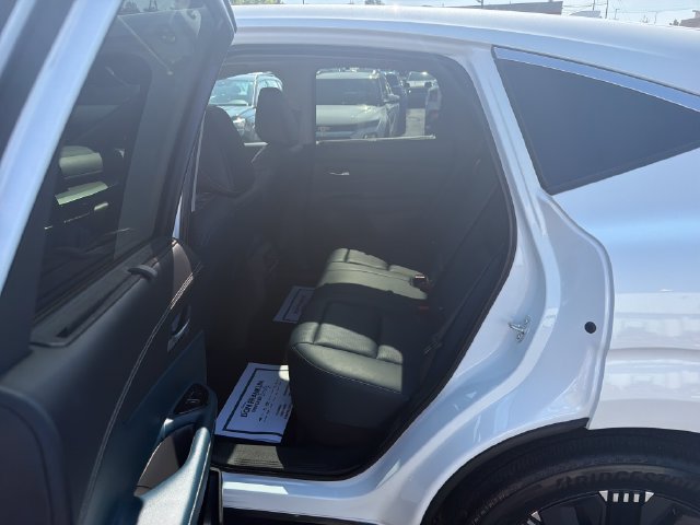 Certified 2025 Nissan Murano Platinum w/ Cargo Package AWD/4WD image 14