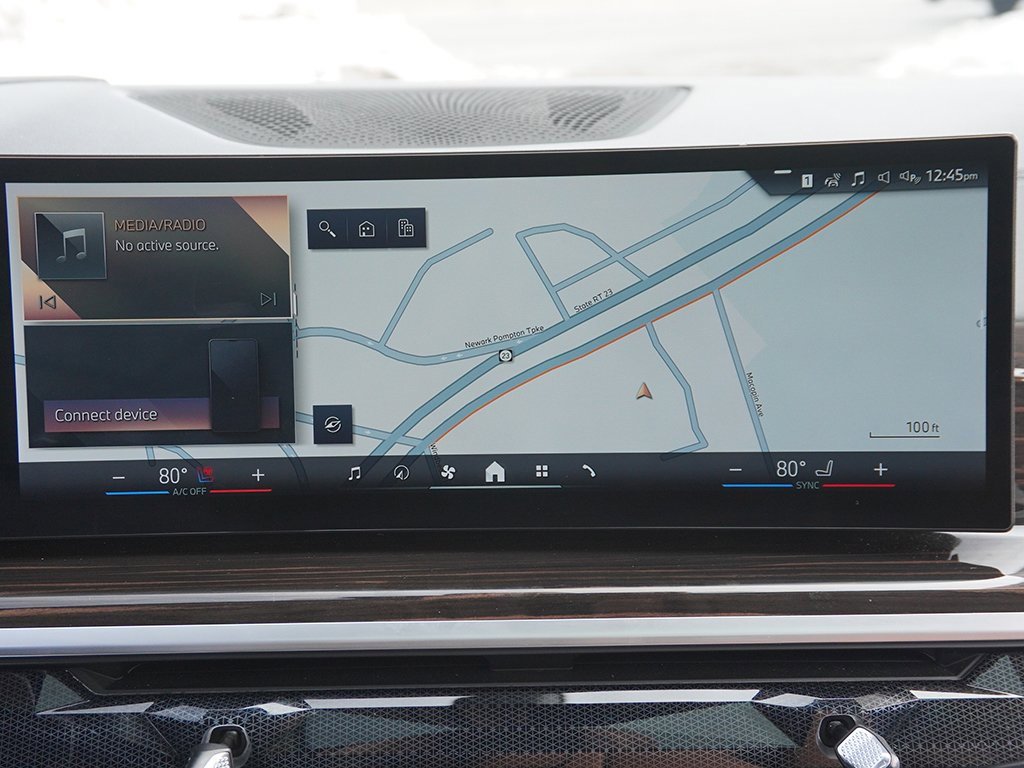 Used 2024 BMW X7 xDrive40i w/ Premium Package image 68