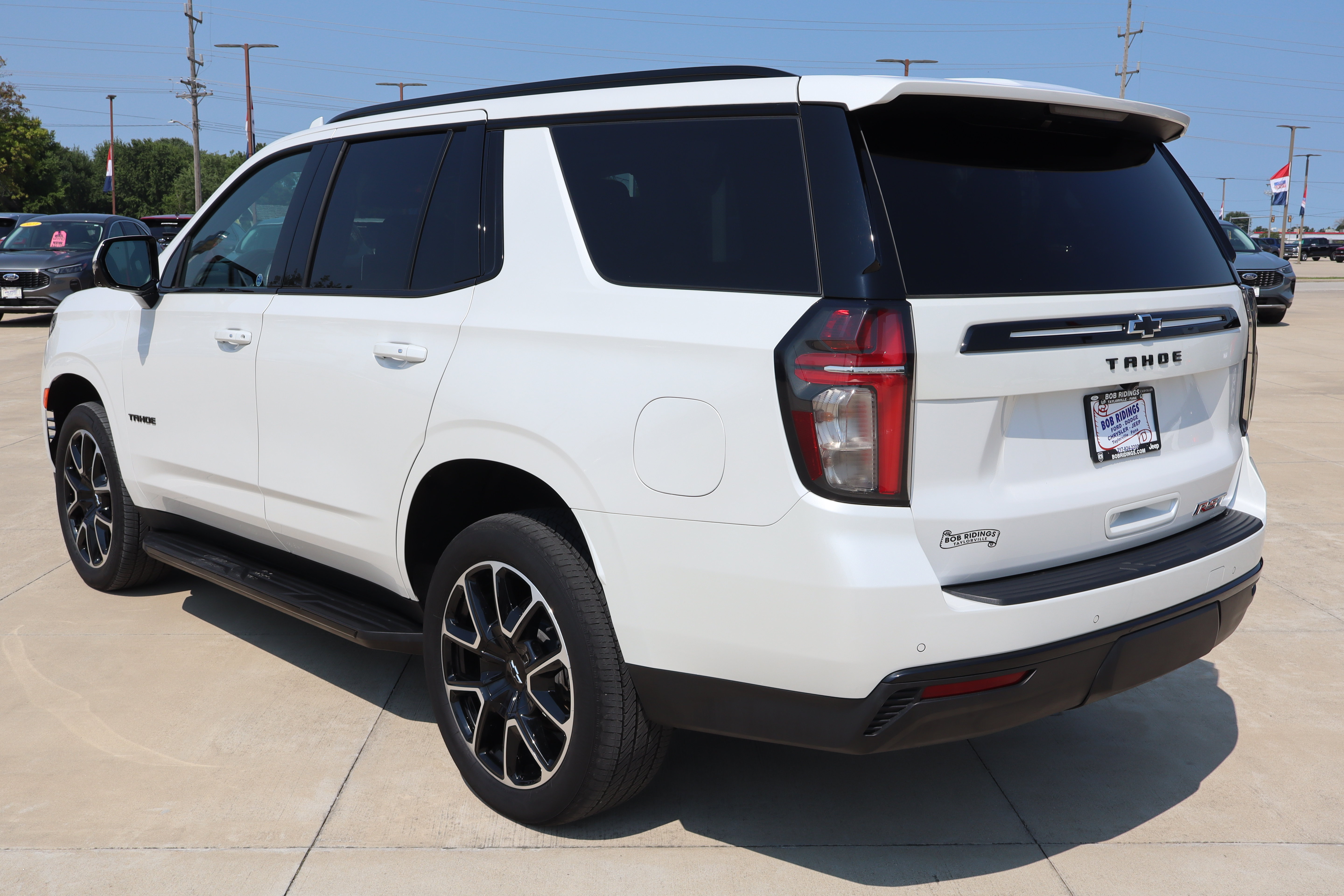 Used 2023 Chevrolet Tahoe RST w/ Luxury Package AWD/4WD image 7