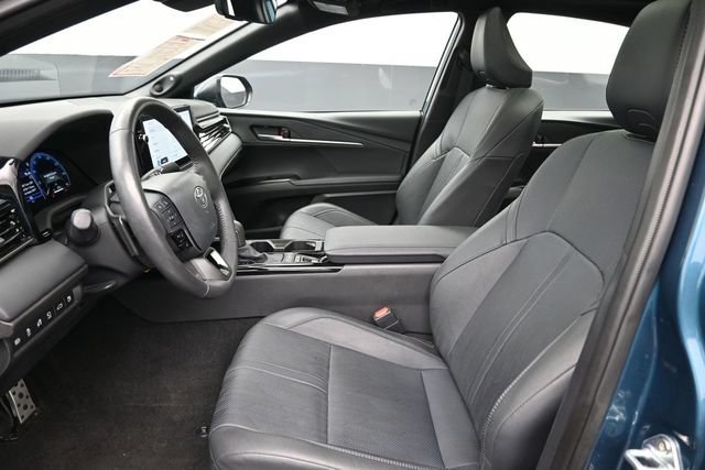 Certified 2025 Toyota Camry LE FWD image 32