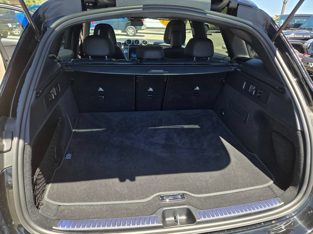 Used 2024 Mercedes-Benz GLC 300 w/ AMG Line image 30