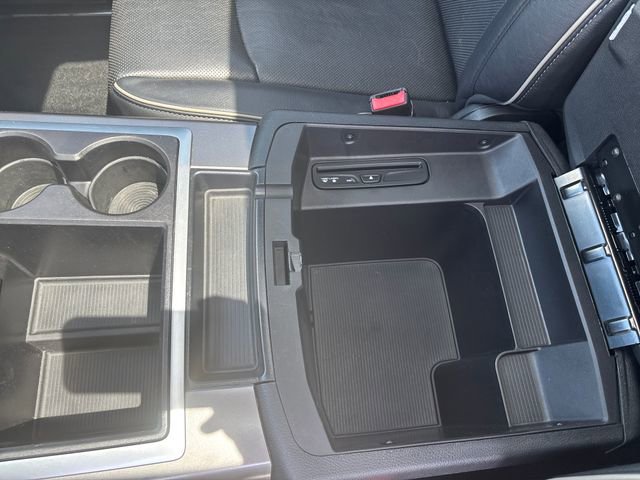 Used 2014 RAM 1500 Limited AWD/4WD image 25