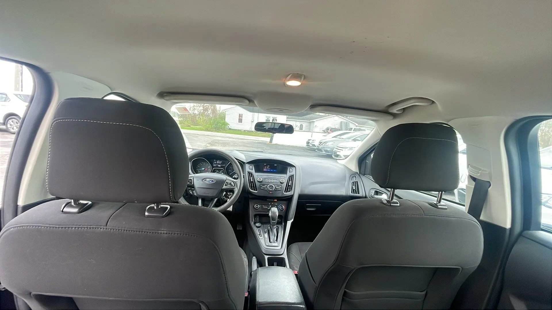 Used 2018 Ford Focus SE FWD image 17