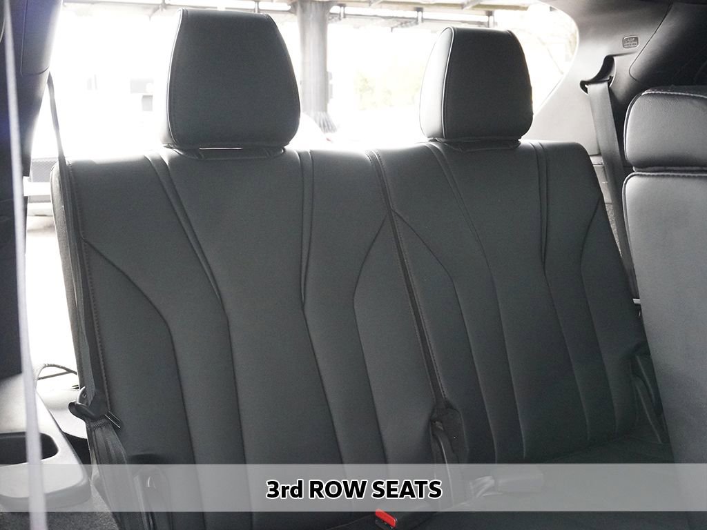 Used 2023 Acura MDX A-Spec image 8