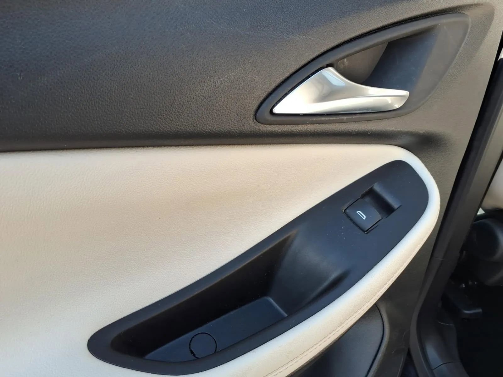 Used 2024 Buick Encore GX Sport Touring image 22