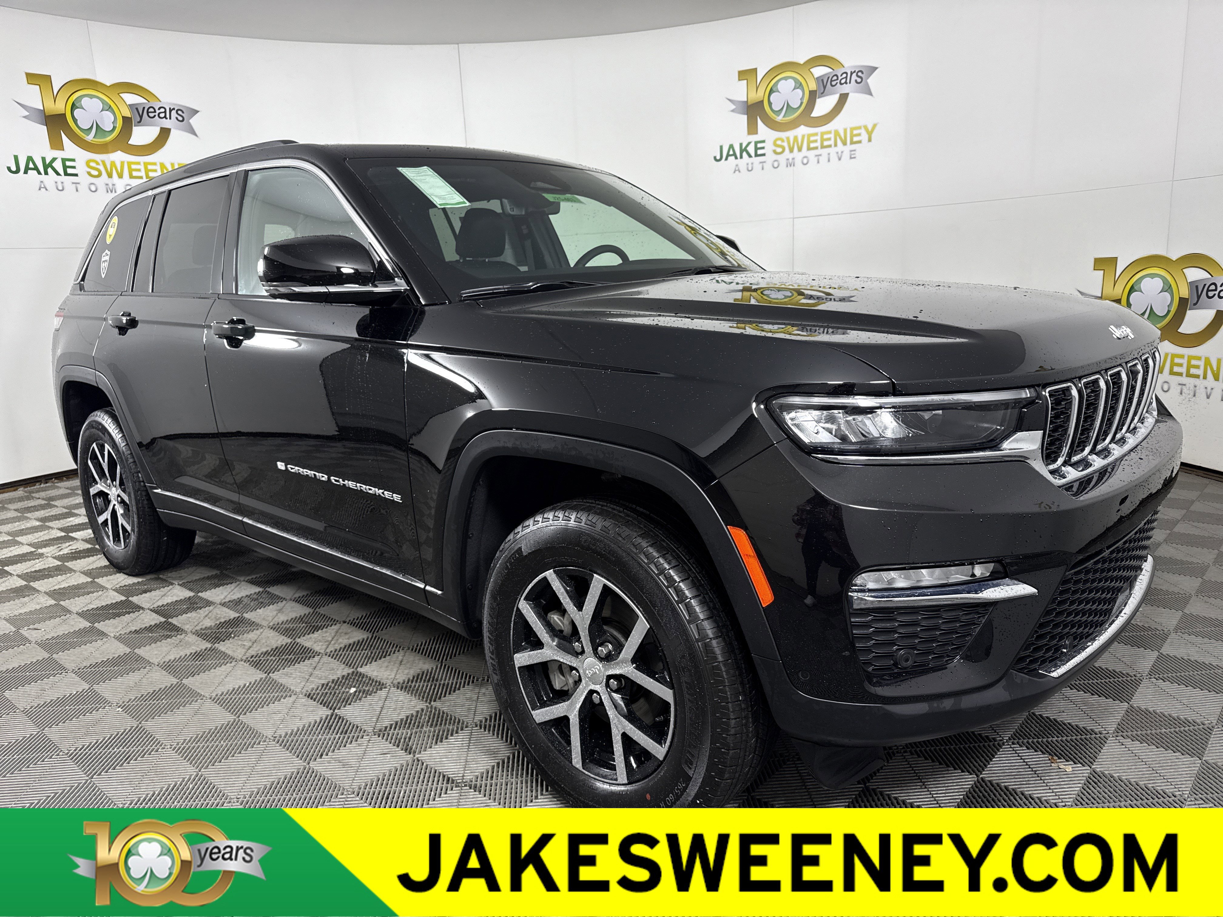 New 2025 Jeep Grand Cherokee Limited w/ Luxury Tech Group II