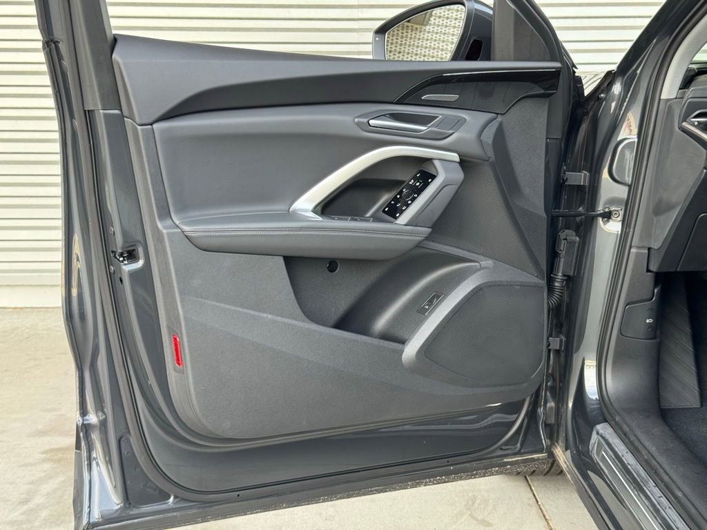 New 2025 Audi Q5 Prestige image 19