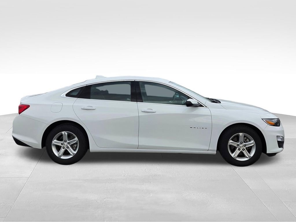 Used 2023 Chevrolet Malibu LT FWD image 7
